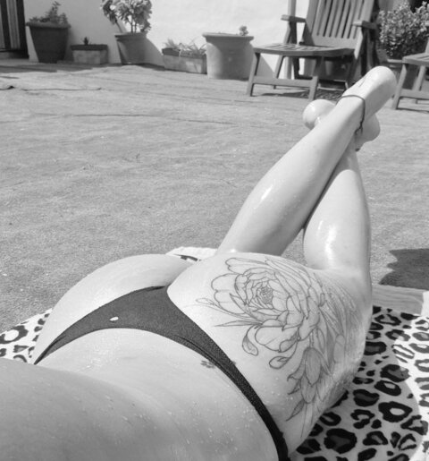 samantha-red OnlyFans - Free Access to 32 Videos & 49 Photos Onlyfans Free Access