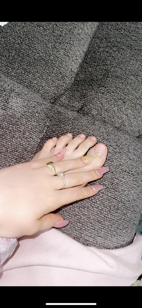 sarah420 OnlyFans - Free Access to 32 Videos & 49 Photos Onlyfans Free Access