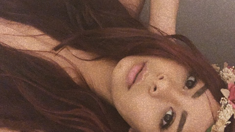 say33 OnlyFans - Free Access to 32 Videos & 49 Photos Onlyfans Free Access