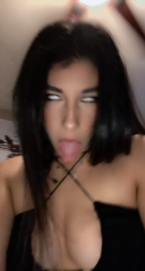 serenaskyesoto OnlyFans - Free Access to 32 Videos & 49 Photos Onlyfans Free Access