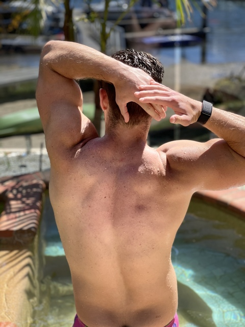 shadesofsean OnlyFans - Free Access to 32 Videos & 49 Photos Onlyfans Free Access