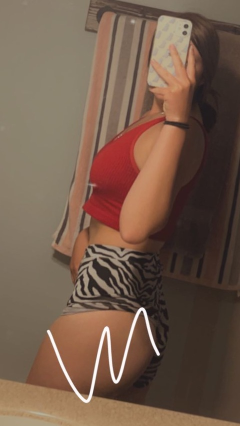 shaebae7034 OnlyFans - Free Access to 32 Videos & 49 Photos Onlyfans Free Access