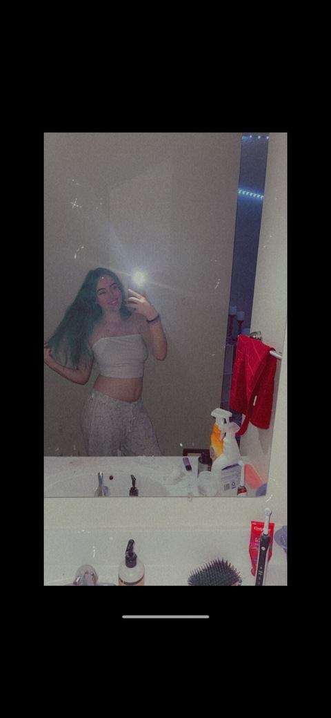 shaemiller OnlyFans - Free Access to 32 Videos & 49 Photos Onlyfans Free Access