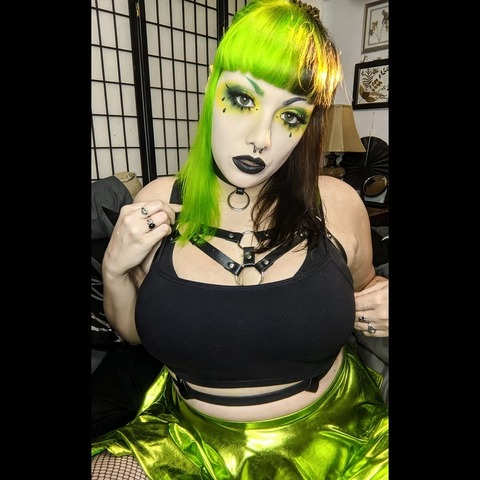 shawnazon OnlyFans - Free Access to 32 Videos & 49 Photos Onlyfans Free Access