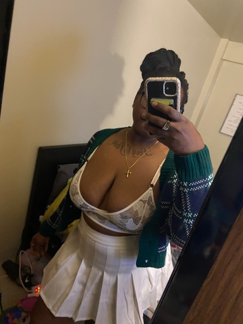 shaydaddy93 OnlyFans - Free Access to 32 Videos & 49 Photos Onlyfans Free Access