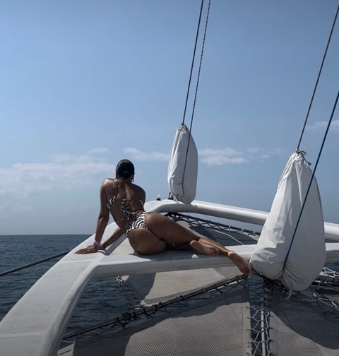 sheashelewis OnlyFans - Free Access to 32 Videos & 49 Photos Onlyfans Free Access