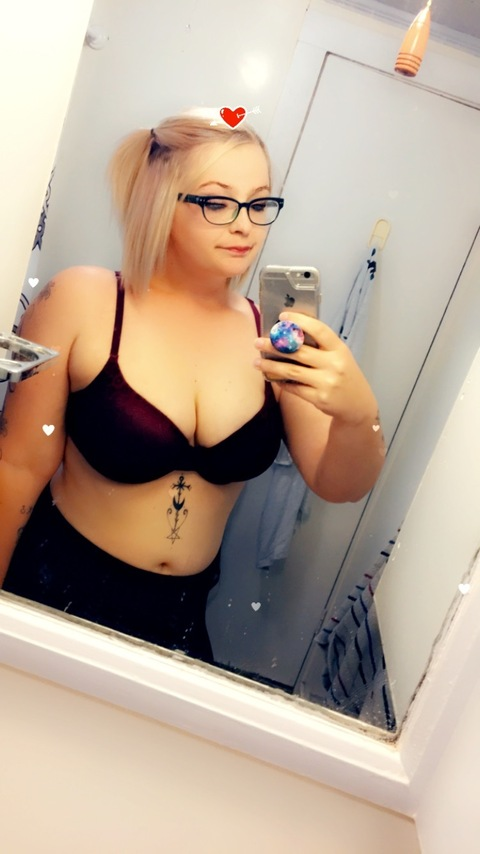 shedevilseller0605 OnlyFans - Free Access to 32 Videos & 49 Photos Onlyfans Free Access