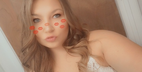shineandrise69 OnlyFans - Free Access to 32 Videos & 49 Photos Onlyfans Free Access