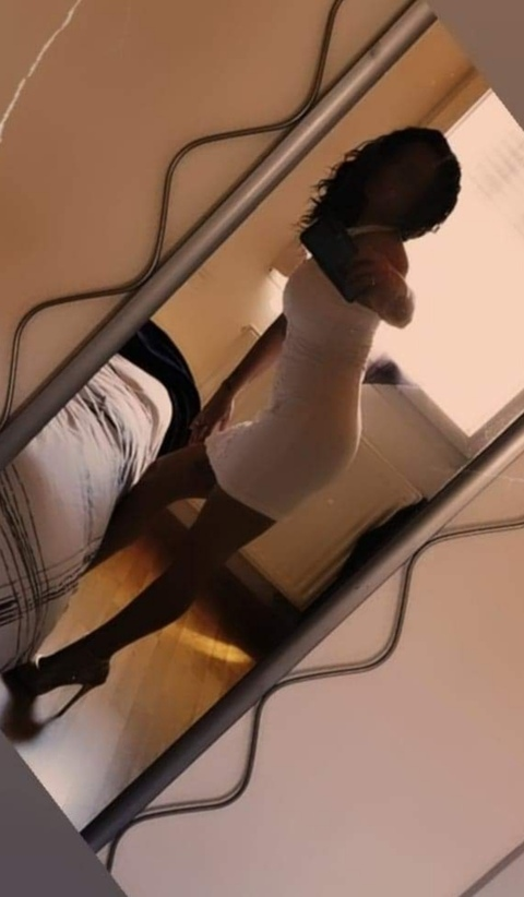 shonaaa OnlyFans - Free Access to 32 Videos & 49 Photos Onlyfans Free Access