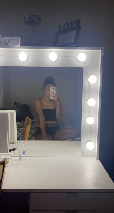 sierra.rae OnlyFans - Free Access to 32 Videos & 49 Photos Onlyfans Free Access