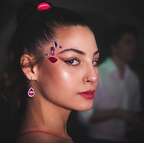 simloovee OnlyFans - Free Access to 32 Videos & 49 Photos Onlyfans Free Access