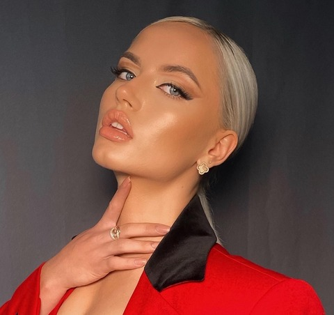 sinful_monro_free OnlyFans - Free Access to 32 Videos & 94 Photos Onlyfans Free Access