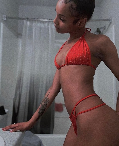 slimbitty OnlyFans - Free Access to 32 Videos & 49 Photos Onlyfans Free Access