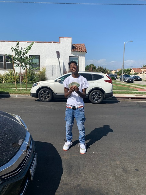 slimjimtay OnlyFans - Free Access to 32 Videos & 49 Photos Onlyfans Free Access