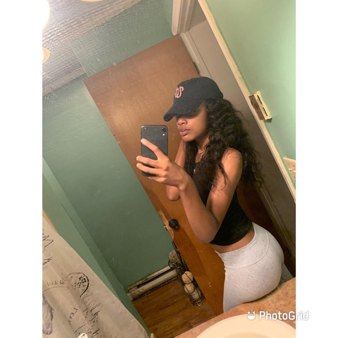 slimm.lil OnlyFans - Free Access to 32 Videos & 49 Photos Onlyfans Free Access