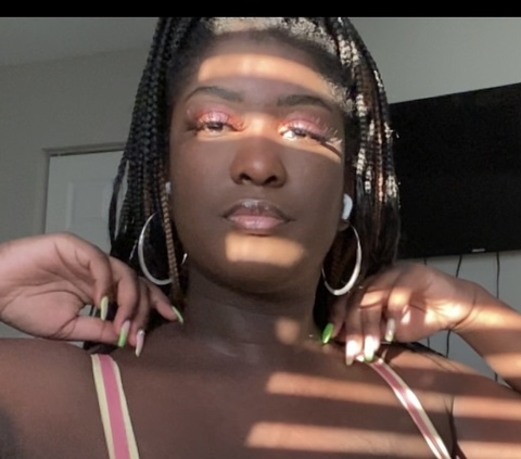 solangeb OnlyFans - Free Access to 150 Videos & 49 Photos Onlyfans Free Access