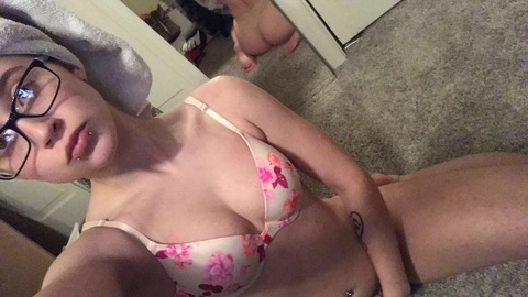 sophiesprem OnlyFans - Free Access to 32 Videos & 49 Photos Onlyfans Free Access