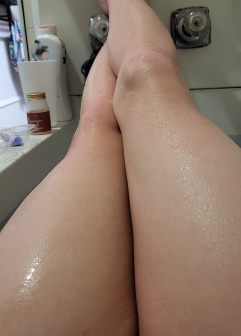 sparklyryleigh2022 OnlyFans - Free Access to 32 Videos & 49 Photos Onlyfans Free Access