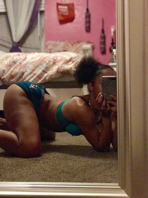 spicymommieshay OnlyFans - Free Access to 32 Videos & 49 Photos Onlyfans Free Access