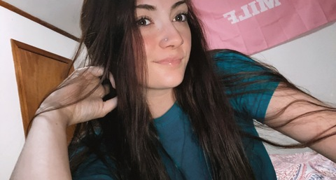 sskinniminii OnlyFans - Free Access to 32 Videos & 49 Photos Onlyfans Free Access