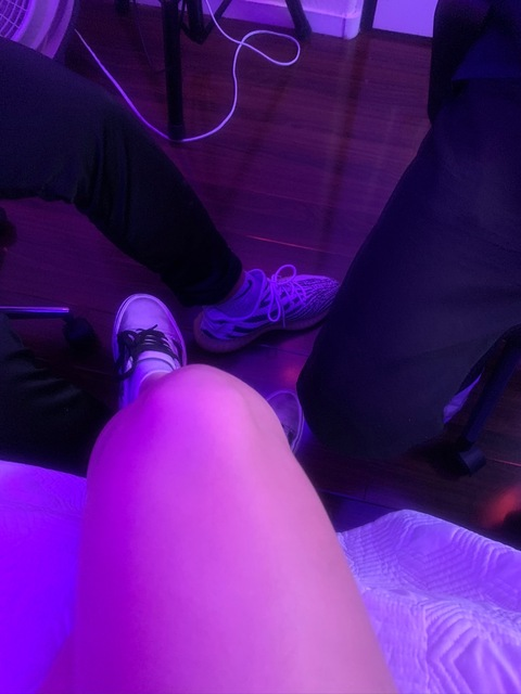 staticroom OnlyFans - Free Access to 32 Videos & 49 Photos Onlyfans Free Access