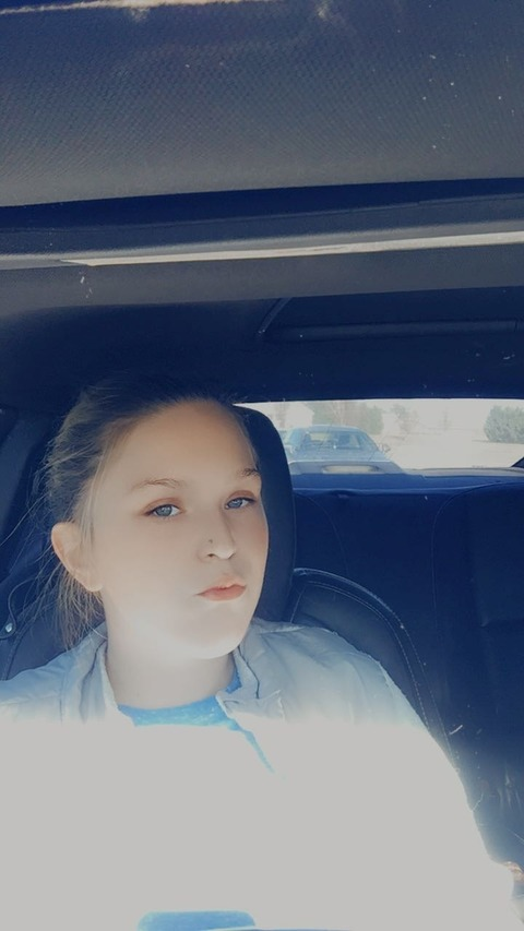 stonerbitch434 OnlyFans - Free Access to 32 Videos & 49 Photos Onlyfans Free Access