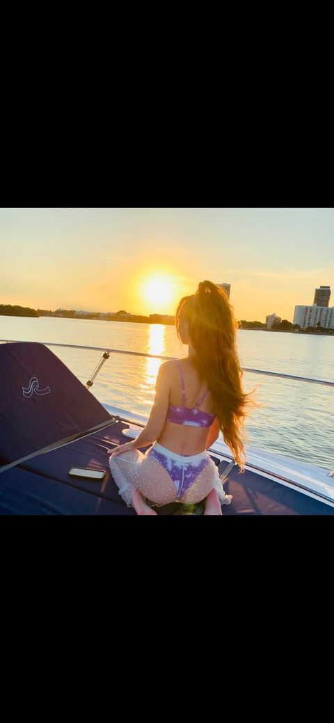 strawberry-icing OnlyFans - Free Access to 32 Videos & 49 Photos Onlyfans Free Access