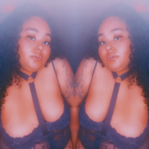 strokemypearl OnlyFans - Free Access to 54 Videos & 77 Photos Onlyfans Free Access