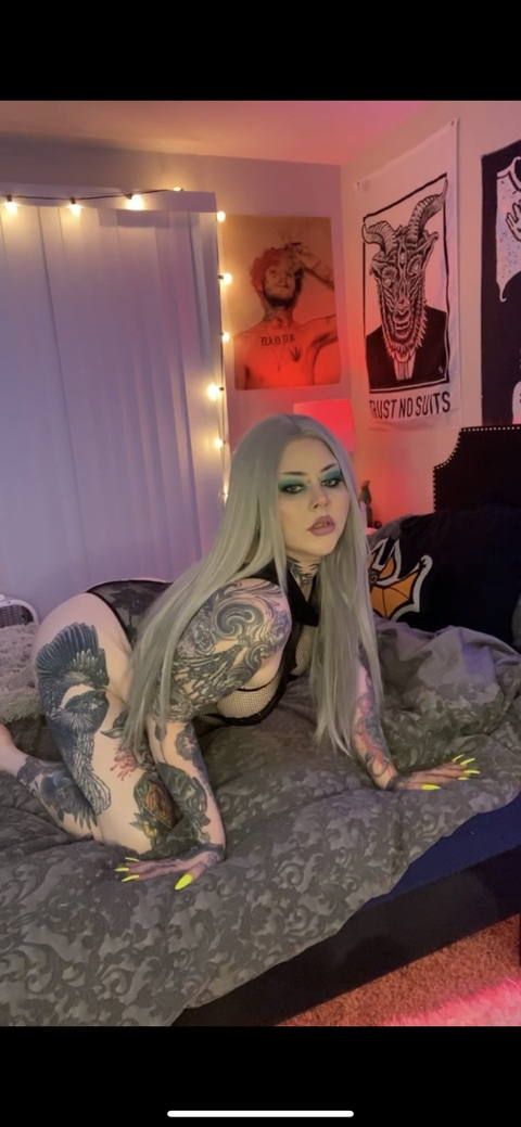 suckerlovefree OnlyFans - Free Access to 32 Videos & 83 Photos Onlyfans Free Access