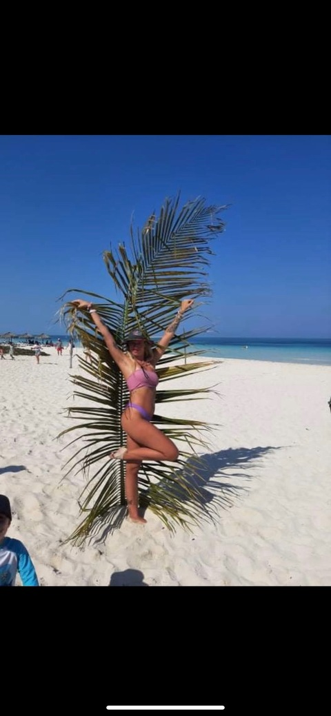 sunbaby1997 OnlyFans - Free Access to 32 Videos & 49 Photos Onlyfans Free Access