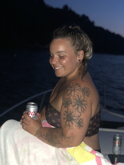 sunshine-lulu OnlyFans - Free Access to 32 Videos & 52 Photos Onlyfans Free Access