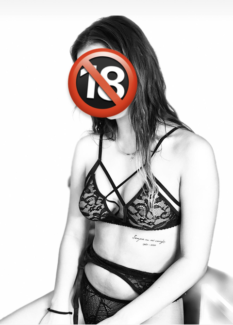 sweeet_poppy OnlyFans - Free Access to 32 Videos & 49 Photos Onlyfans Free Access