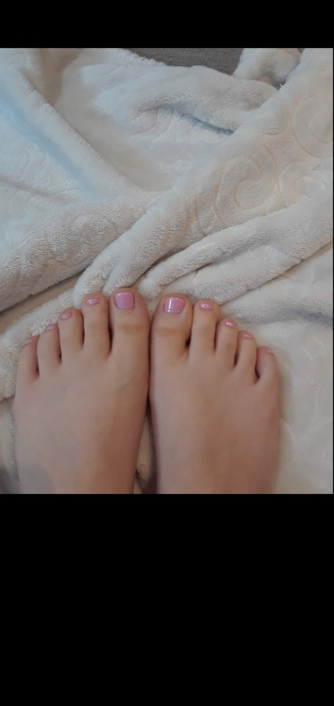 sweetfeetrneat OnlyFans - Free Access to 32 Videos & 49 Photos Onlyfans Free Access