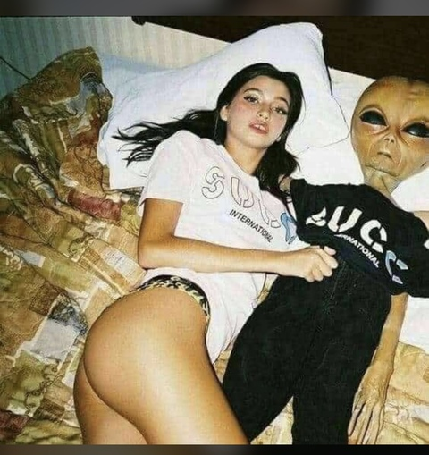 sweethollie OnlyFans - Free Access to 69 Videos & 56 Photos Onlyfans Free Access