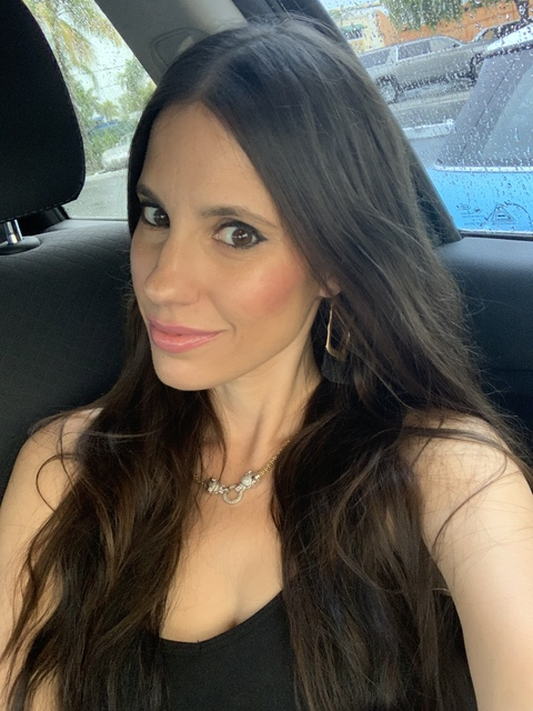 sweetmonique215 OnlyFans - Free Access to 32 Videos & 49 Photos Onlyfans Free Access