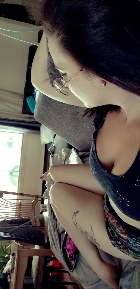 sweetsavage11 OnlyFans - Free Access to 32 Videos & 145 Photos Onlyfans Free Access