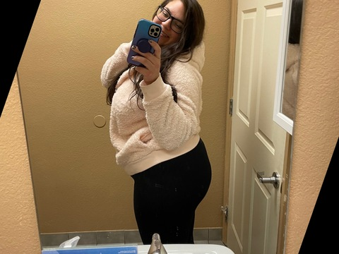 taaaayler89 OnlyFans - Free Access to 32 Videos & 54 Photos Onlyfans Free Access