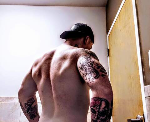 tatheadred OnlyFans - Free Access to 32 Videos & 49 Photos Onlyfans Free Access