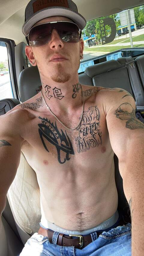 tatteddadbod1993 OnlyFans - Free Access to 32 Videos & 49 Photos Onlyfans Free Access