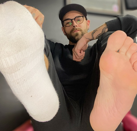 tattedsk8ter OnlyFans - Free Access to 32 Videos & 49 Photos Onlyfans Free Access