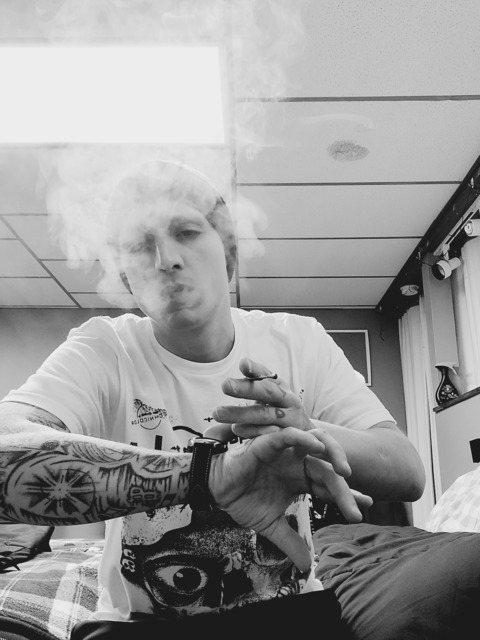 tattedstoner4_20 OnlyFans - Free Access to 32 Videos & 49 Photos Onlyfans Free Access