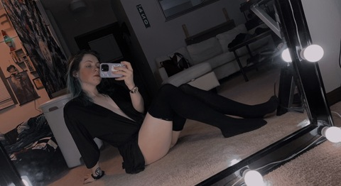 thatb1tch101 OnlyFans - Free Access to 32 Videos & 49 Photos Onlyfans Free Access