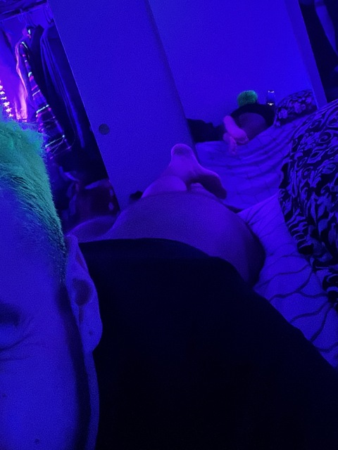 thatbzak OnlyFans - Free Access to 85 Videos & 49 Photos Onlyfans Free Access