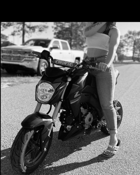 thatoneg1r1d377y OnlyFans - Free Access to 32 Videos & 49 Photos Onlyfans Free Access