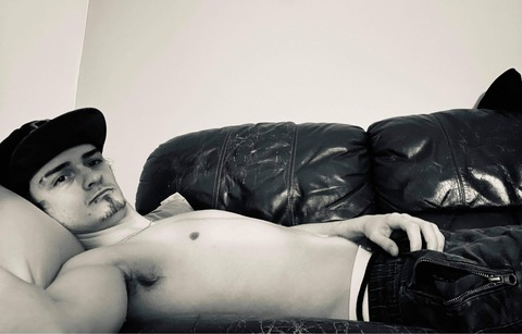 thegrumpybitch OnlyFans - Free Access to 51 Videos & 215 Photos Onlyfans Free Access