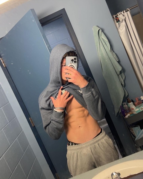 themanxx22 OnlyFans - Free Access to 32 Videos & 49 Photos Onlyfans Free Access
