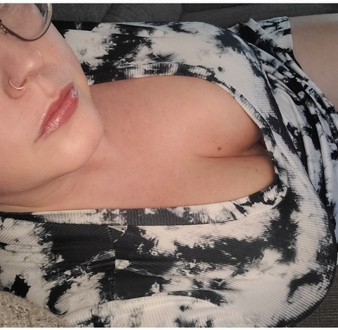 thepittsburghpeach OnlyFans - Free Access to 32 Videos & 49 Photos Onlyfans Free Access