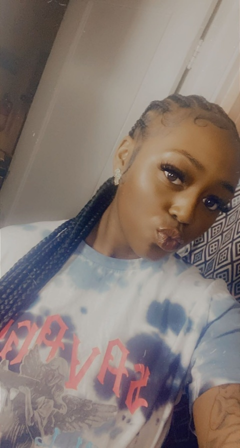 therealbeekayy OnlyFans - Free Access to 32 Videos & 49 Photos Onlyfans Free Access