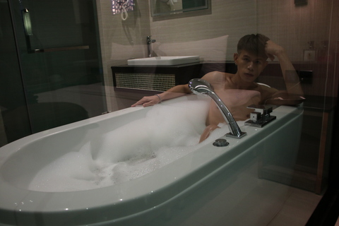 therealboyzz OnlyFans - Free Access to 60 Videos & 49 Photos Onlyfans Free Access