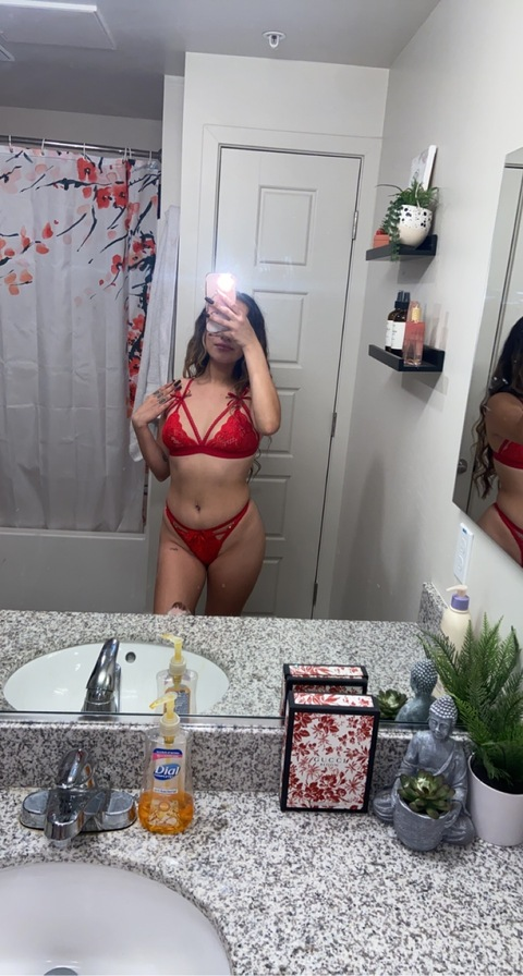 therealrosiebaby OnlyFans - Free Access to 32 Videos & 49 Photos Onlyfans Free Access